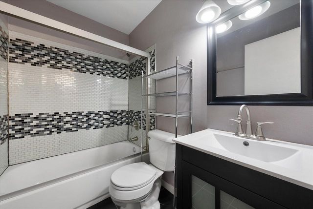 8100 W Green Tree ROAD, Milwaukee, WI 53223