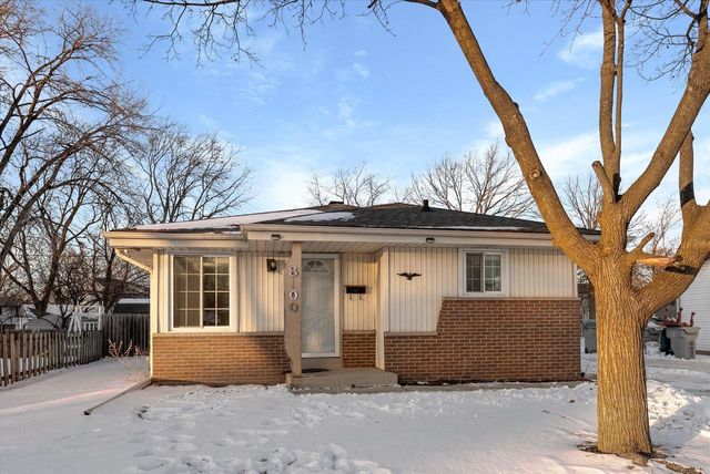 8100 W Green Tree ROAD, Milwaukee, WI 53223