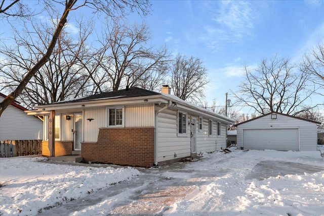 8100 W Green Tree ROAD, Milwaukee, WI 53223