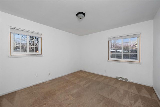 8100 W Green Tree ROAD, Milwaukee, WI 53223