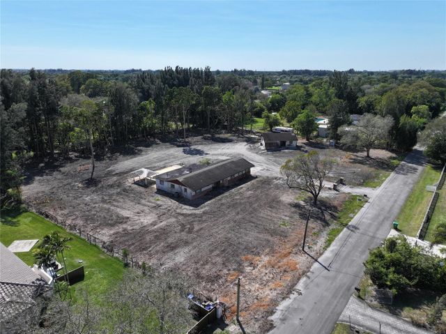 17330 SW 58 Street, Southwest Ranches, FL 33331