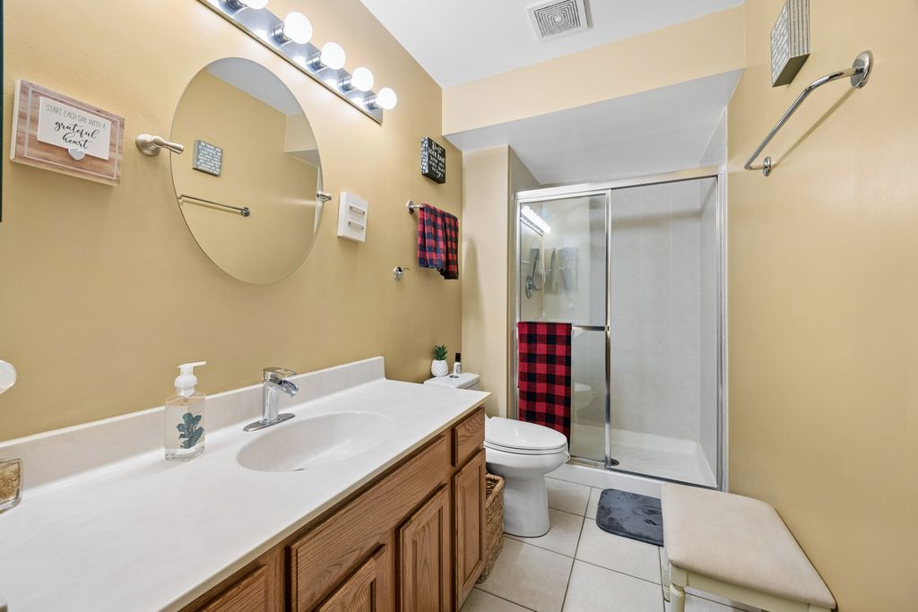 Image 20 of property listing at 6844 Zurich Court 6844, Tinley Park, IL 60477