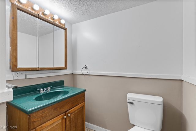 710 Cemetery Road, Martins Ferry, OH 43935