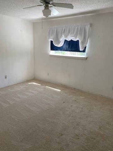 523 Softwood Drive, Duncanville, TX 75137