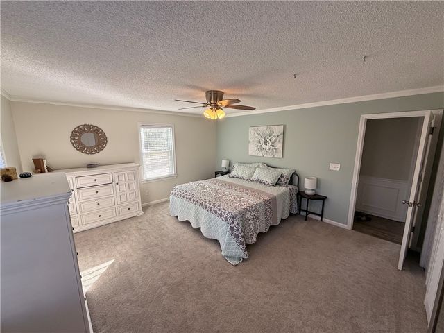 141 Poinsettia Drive, Easley, SC 29642