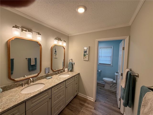 141 Poinsettia Drive, Easley, SC 29642