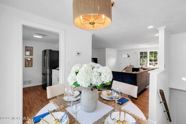 96 E River Road, Rumson, NJ 07760