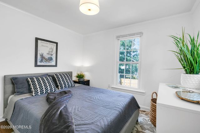96 E River Road, Rumson, NJ 07760