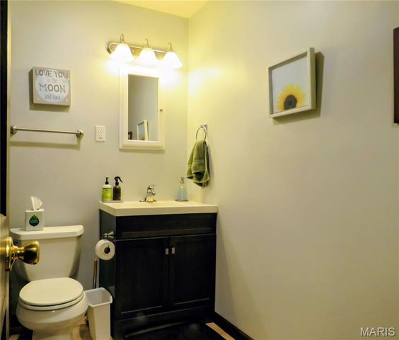 1604 Tamarack Drive, St Charles, MO 63301