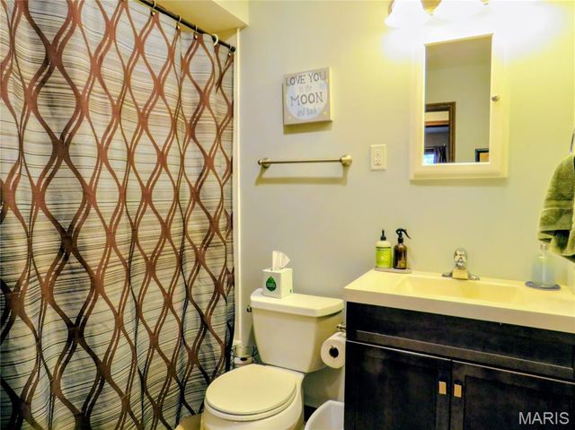 1604 Tamarack Drive, St Charles, MO 63301