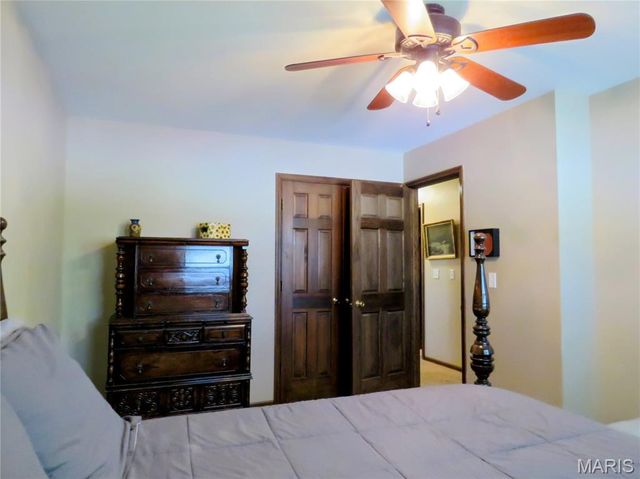 1604 Tamarack Drive, St Charles, MO 63301