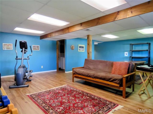 1604 Tamarack Drive, St Charles, MO 63301