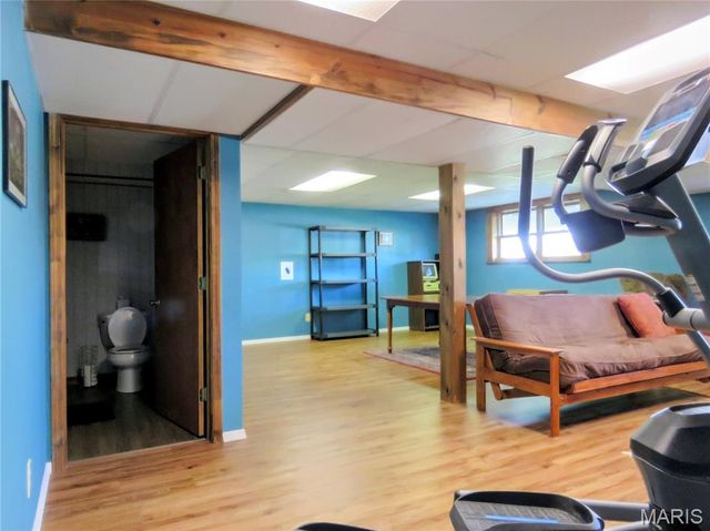 1604 Tamarack Drive, St Charles, MO 63301