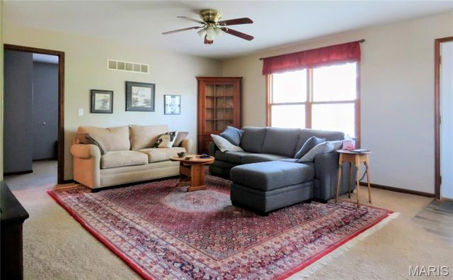 1604 Tamarack Drive, St Charles, MO 63301