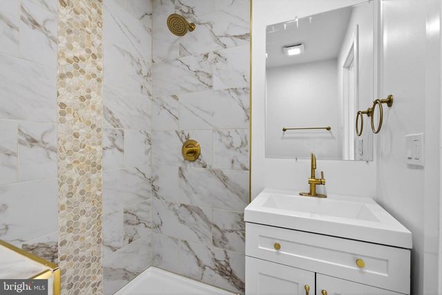 70 PRANGS LN, New Castle, DE 19720