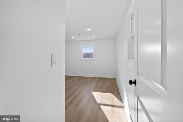 70 PRANGS LN, New Castle, DE 19720