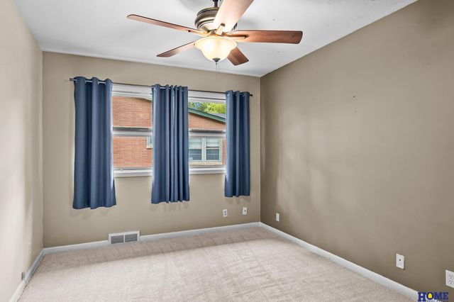 1610 Circle Drive, Lincoln, NE 68506