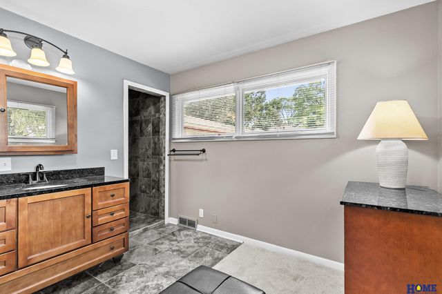 1610 Circle Drive, Lincoln, NE 68506