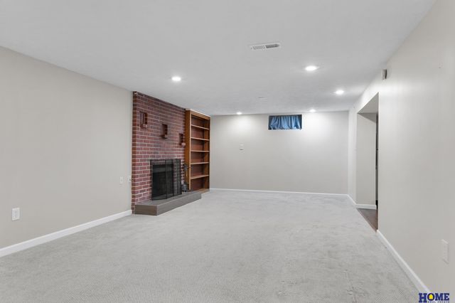 1610 Circle Drive, Lincoln, NE 68506