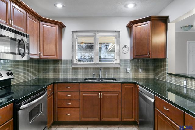 1610 Circle Drive, Lincoln, NE 68506