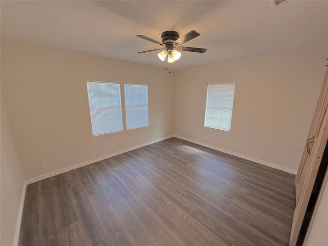 1116 3rd Street, Clute, TX 77531