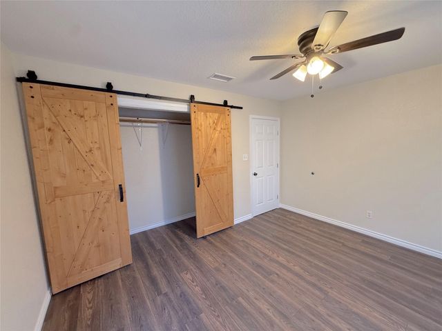 1116 3rd Street, Clute, TX 77531