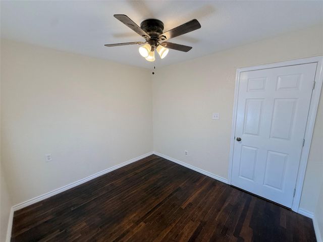 1116 3rd Street, Clute, TX 77531