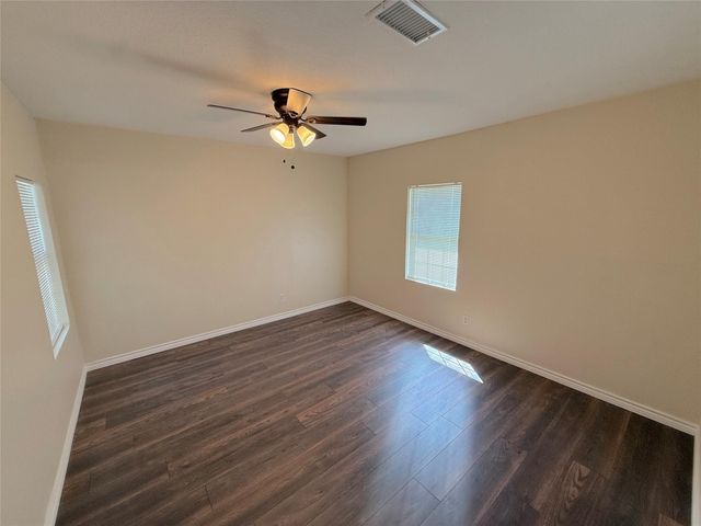 1116 3rd Street, Clute, TX 77531