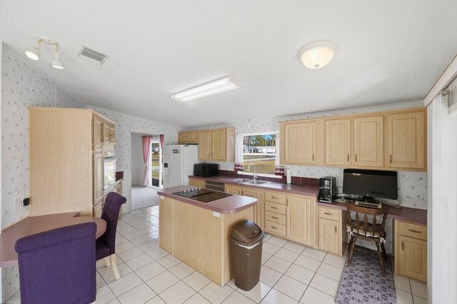 8125 Meadowlark Lane, Port St. Lucie, Port St Lucie, FL 34952