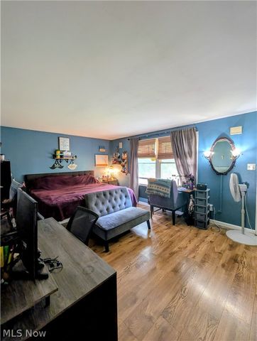 7300 Cliff Drive, Ravenna, OH 44266
