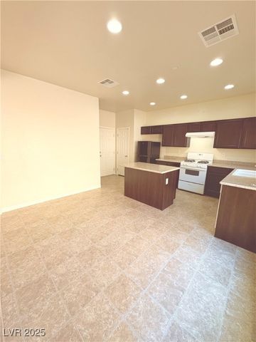 968 Via Gandalfi, Henderson, NV 89011