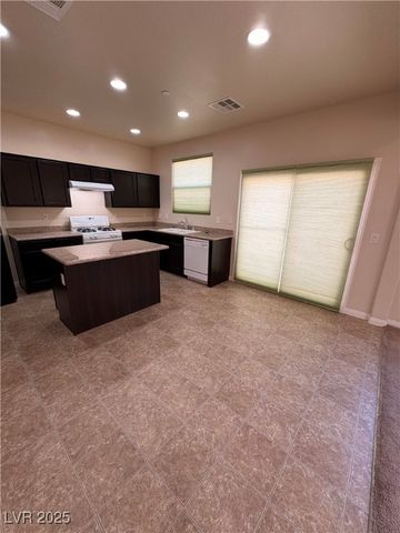 968 Via Gandalfi, Henderson, NV 89011