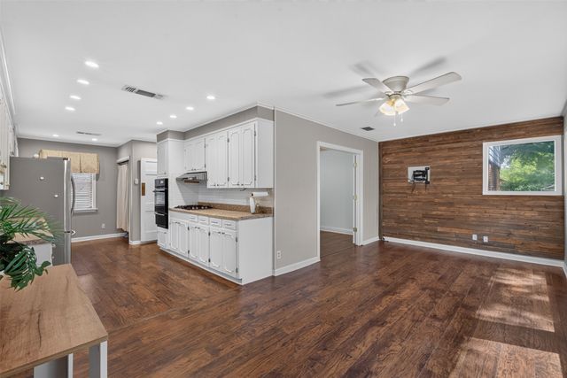 3510 Gilbert Drive, Shreveport, LA 71104