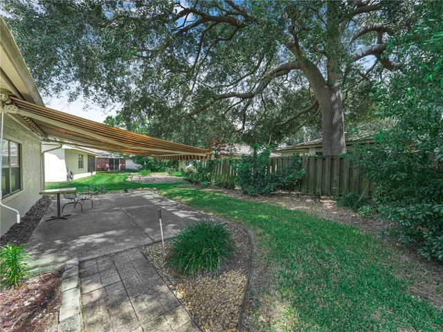 617 WEXFORD COURT, Winter Haven, FL 33884
