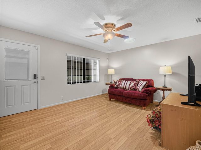 617 WEXFORD COURT, Winter Haven, FL 33884