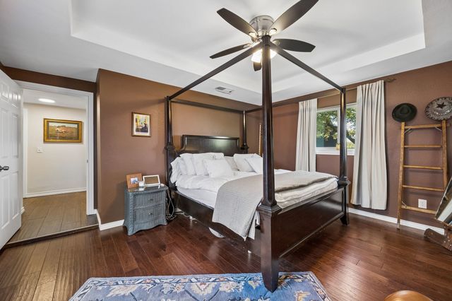 1433 Lincoln Place, Carrollton, TX 75006