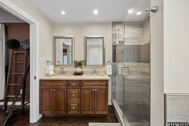 1433 Lincoln Place, Carrollton, TX 75006