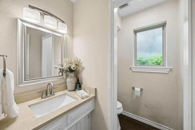 1433 Lincoln Place, Carrollton, TX 75006