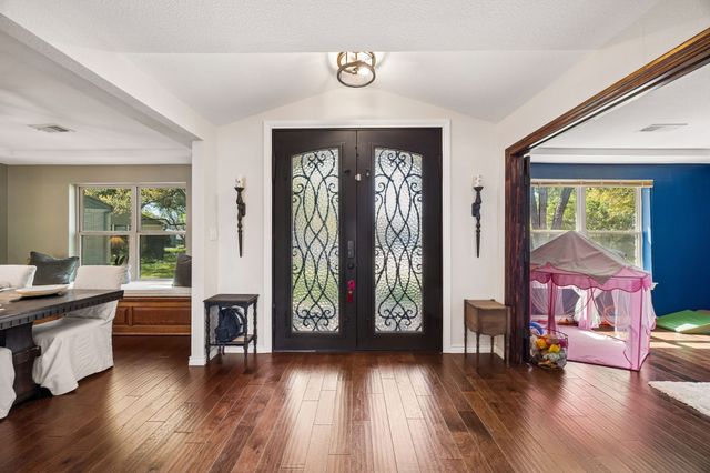 1433 Lincoln Place, Carrollton, TX 75006