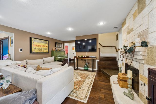 1433 Lincoln Place, Carrollton, TX 75006