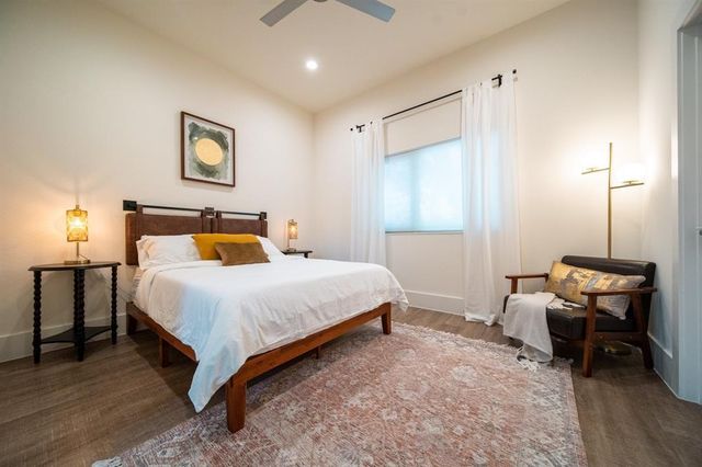 2212 Francis Street, Houston, TX 77004