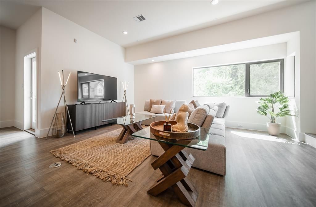 2212 Francis Street, Houston, TX 77004