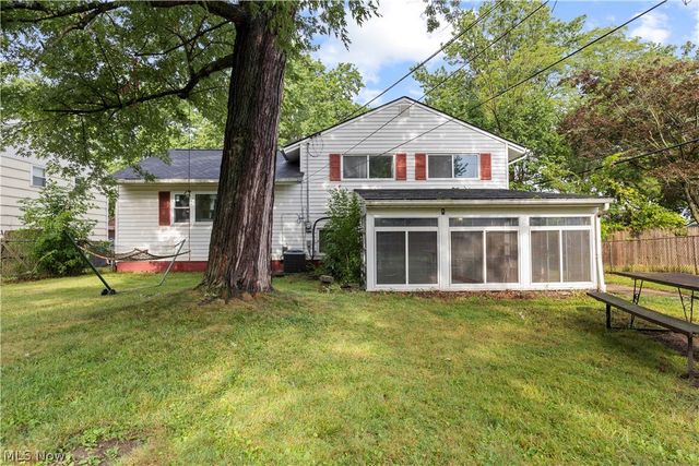 5817 Calamie Drive, Parma Heights, OH 44130