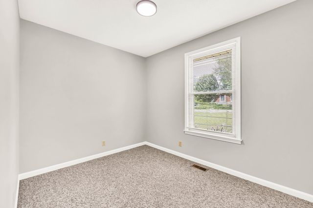 3104 Spring Creek Ct, Clarksville, TN 37040