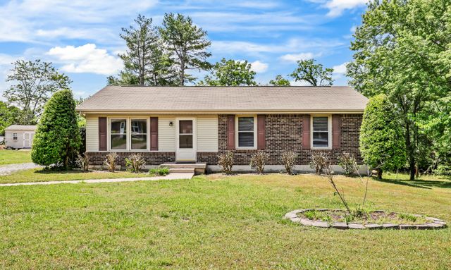3104 Spring Creek Ct, Clarksville, TN 37040