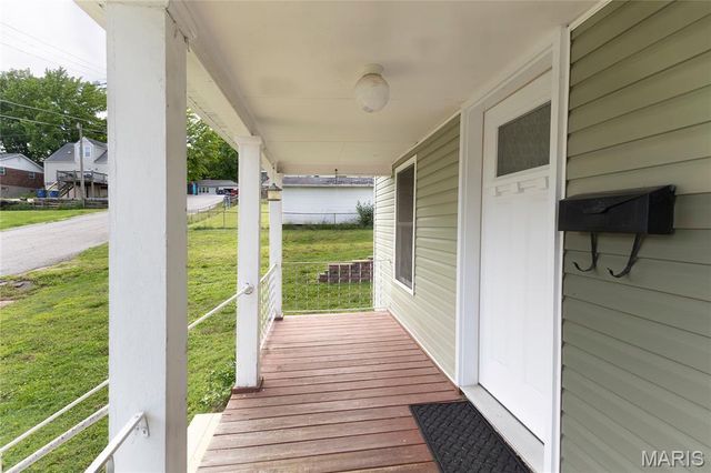 327 N 7th Street, Festus, MO 63028