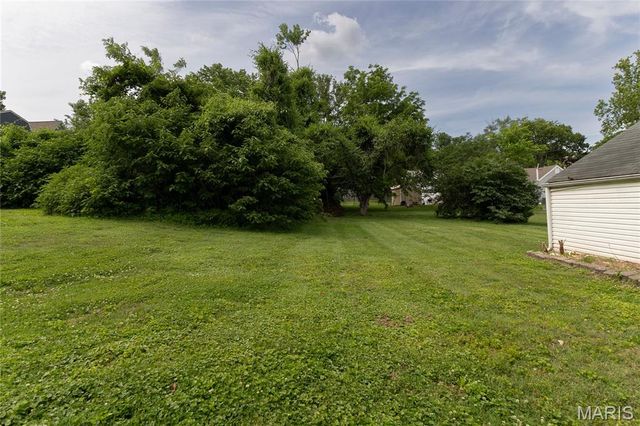 327 N 7th Street, Festus, MO 63028