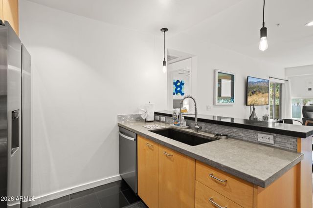 1111 W UNIVERSITY Drive 2008, Tempe, AZ 85281