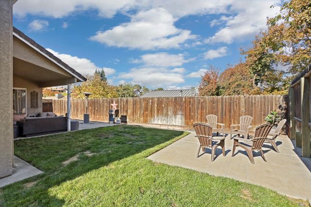 1278 David Dr, Oakdale, CA 95361