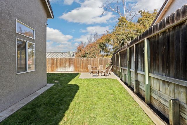 1278 David Dr, Oakdale, CA 95361